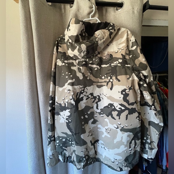 North face spring jacket - Picture 2 of 2